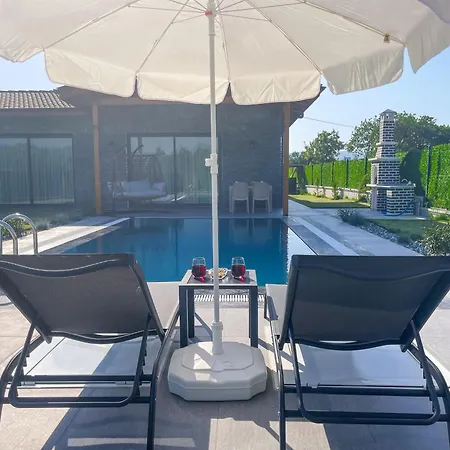 别墅 Villaderyadeniz *